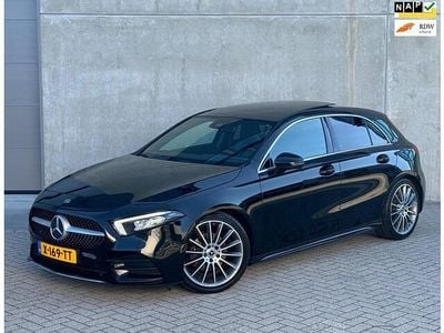 Zwart Gebruikt 2018 Mercedes A200 Premium Hatchback | € 21.440 (Eerlijke prijs)
