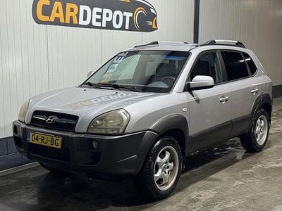 Grijs Occasion 2005 Hyundai Tucson Dynamiq SUV | € 3.499 (Eerlijke prijs)