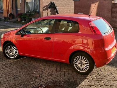 Rood Gebruikt 2006 Fiat Punto MPV | € 650 (Goede deal)