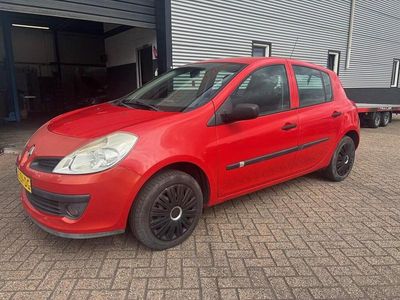 Renault Clio II
