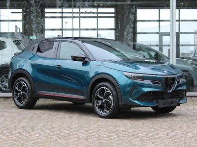 Blauw Nieuw 2025 Alfa Romeo Junior Edizione Speciale SUV | € 39.945 (Eerlijke prijs)