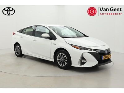 Wit Occasion 2019 Toyota Prius Executive Hatchback | € 23.999 (Iets duurder)