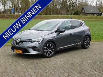 Occasion Renault Clio V Techno 93 PK (68 kW) 2023 Grijs Stationwagen