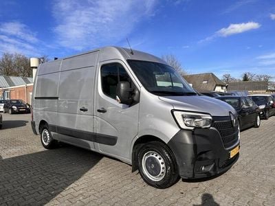 Gris etoile (grijs metallic) Gebruikt 2020 Renault Master Van | € 9.645