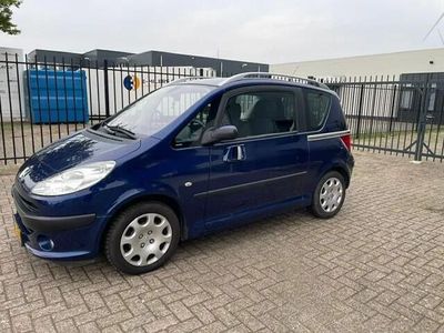 Peugeot 1007
