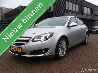 Occasion Opel Insignia Business 140 PK (102 kW) 2014 Grijs (metallic) Hatchback