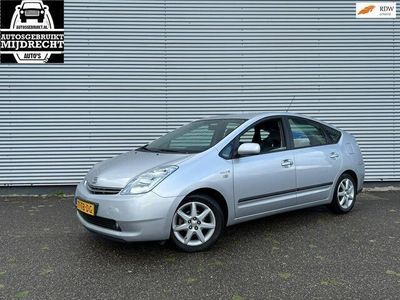 tweedehands Toyota Prius 1.5 VVT-i Tech Edition / Hybride / Navi / Cruise /