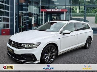 Wit Gebruikt 2020 VW Passat GTE Stationwagen | € 23.950 (Eerlijke prijs)