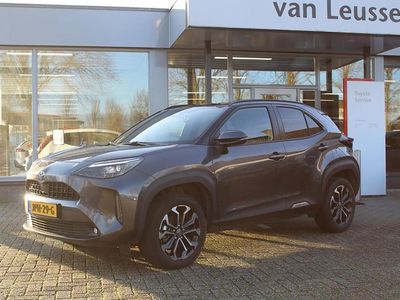 Grijs Occasion 2025 Toyota Yaris Cross Edition SUV | € 29.499 (Eerlijke prijs)