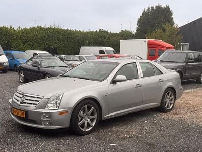 Grijs Gebruikt 2005 Cadillac STS Sedan | € 9.900