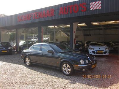 tweedehands Jaguar S-Type 3.0 V6 Executive zeer mooi met onderhouds history aanwezig + trekhaak apk 11-08-2024