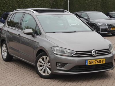 tweedehands VW Golf Sportsvan 1.4 TSI Highline / Trekhaak / Panoramadak / Naviga