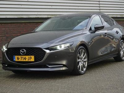 Grijs Gebruikt 2021 Mazda 3 Luxury Sedan | € 21.850 (Eerlijke prijs)