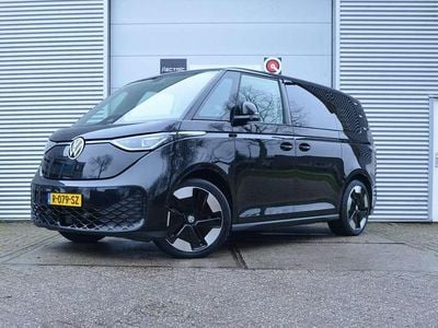 Zwart Gebruikt 2022 VW ID. Buzz Pro MPV | € 41.999 (Eerlijke prijs)