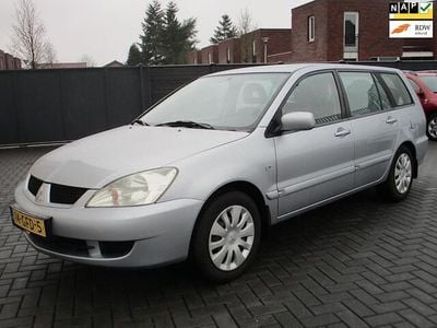 Occasion Mitsubishi Lancer Inform 98 PK (72 kW) 2008 Grijs (metallic) Stationwagen