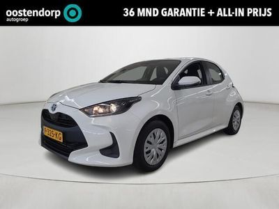 tweedehands Toyota Yaris 1.5 Hybrid Active | 25.240 km | 2022 | Hybride Benzine