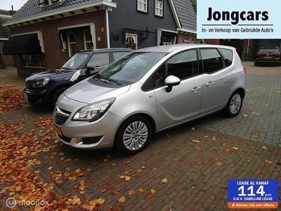 Grijs Gebruikt 2016 Opel Meriva MPV | € 6.750 (Goede deal)