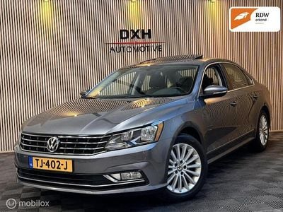 Grijs Occasion 2016 VW Passat SE Sedan | € 13.940 (Super prijs)
