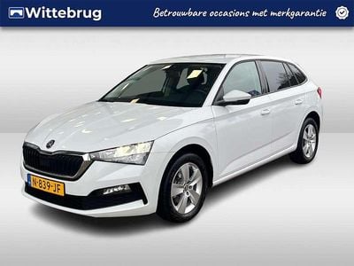 Wit Occasion 2021 Skoda Scala Ambition Hatchback | € 15.950 (Eerlijke prijs)