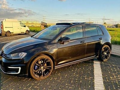 Occasion 2015 VW e-Golf Hatchback | € 9.950 (Eerlijke prijs)