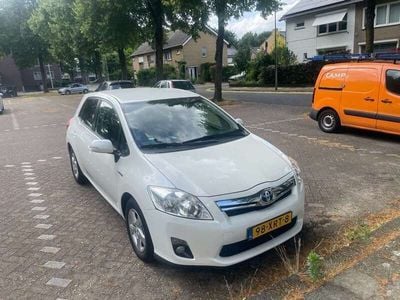Toyota Auris Hybrid