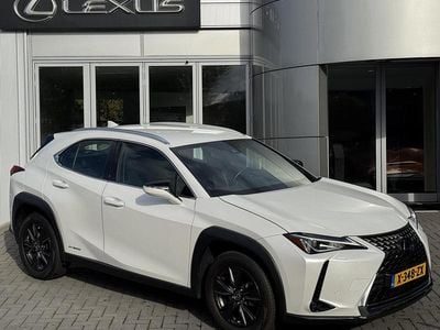 Lexus UX 250h