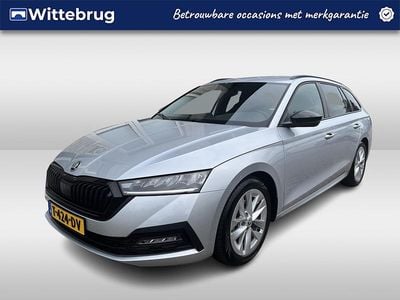 Grijs Occasion 2023 Skoda Octavia Business Line Stationwagen | € 24.950 (Eerlijke prijs)