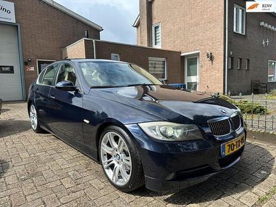 BMW 325