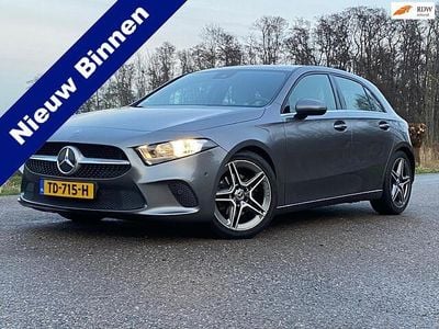 Grijs Gebruikt 2018 Mercedes A200 Advantage Hatchback | € 20.950 (Eerlijke prijs)