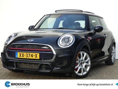 tweedehands Mini John Cooper Works Cooper 2.0 231PK| VOL! | JWC UITLAAT | PANO DAK | LAGE KM STAND! | LEDER | HEAD-UP DISPL