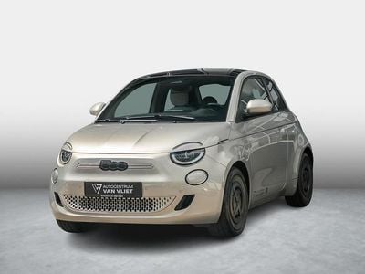 Beige Gebruikt 2025 Fiat 500e S Hatchback | € 30.989