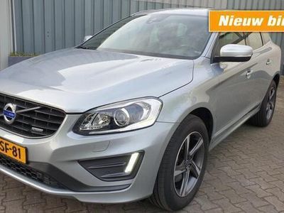 tweedehands Volvo XC60 2.4 D5 215 pk AWD R-DESIGN