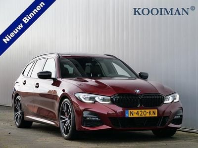 Rood Gebruikt 2021 BMW 330 M Sport Stationwagen | € 38.450 (Goede deal)