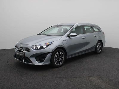 Grijs Gebruikt 2022 Kia Ceed Hatchback | € 19.940 (Eerlijke prijs)
