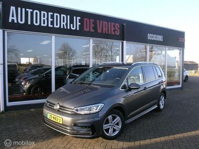 tweedehands VW Touran 1.5 TSI Highline Bsns R-Line 7Pers Led/ACC