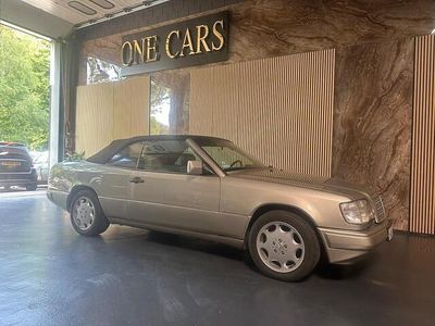 Beige Gebruikt 1994 Mercedes E320 Cabriolet | € 12.000