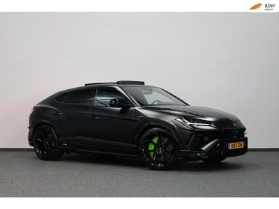 Zwart Gebruikt 2023 Lamborghini Urus SUV | € 349.995 (Super prijs)