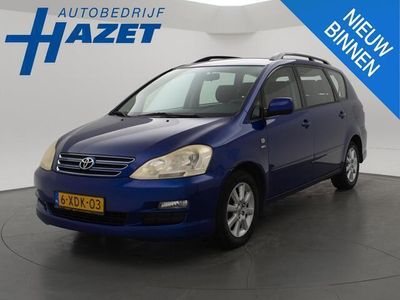 tweedehands Toyota Avensis Verso 2.0i AUTOMAAT 7-PERSOONS + NAVIGATIE / CAMERA / CLIMATE CONT