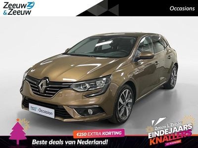 Cappuccinobruin cnl Gebruikt 2018 Renault Mégane IV Bose Edition Hatchback | € 11.935 (Eerlijke prijs)