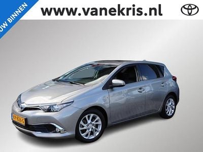 Toyota Auris Hybrid