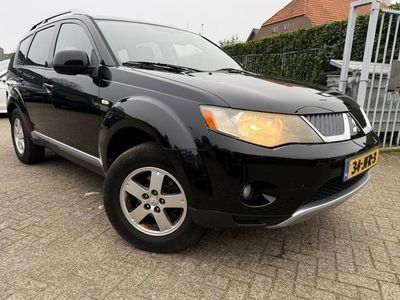 Zwart Gebruikt 2009 Mitsubishi Outlander SUV | € 3.999