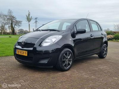 tweedehands Toyota Yaris 1.3 VVTi Cool/AIRCO/LM-VELGEN/RIJKLAAR