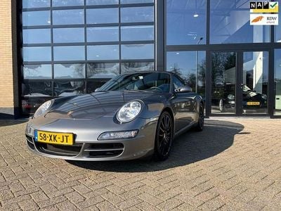 Porsche 911 Carrera