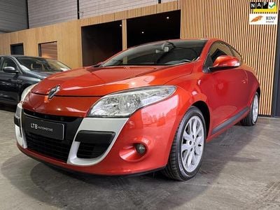 Occasion Renault Mégane Coupé Expression 110 PK (80 kW) 2011 Oranje Coupé