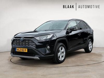Zwart Gebruikt 2021 Toyota RAV4 Active SUV | € 31.995 (Goede deal)
