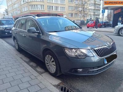 Grijs Gebruikt 2014 Skoda Superb Stationwagen | € 7.490