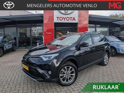 Zwart Gebruikt 2017 Toyota RAV4 Hybrid Executive SUV | € 23.900 (Eerlijke prijs)