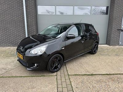 Zwart Occasion 2015 Mitsubishi Space Star Hatchback | € 4.450 (Eerlijke prijs)