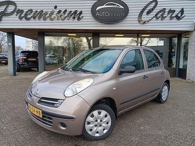 Bruin Gebruikt 2006 Nissan Micra Visia Hatchback | € 3.450 (Eerlijke prijs)