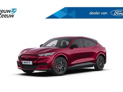 Molten magenta Nieuw 2025 Ford Mustang Mach-E Premium SUV | € 54.400 (Iets duurder)